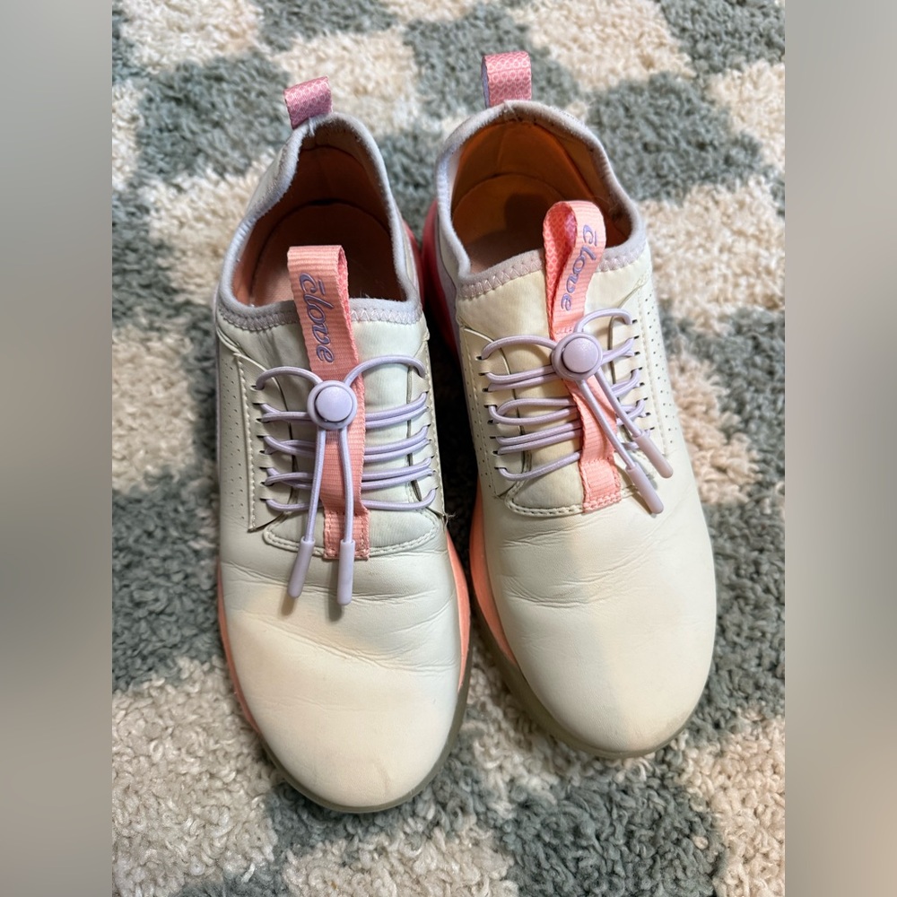 CLOVE Nursing Shoes Cushioned Slip Resistant Work Sneakers Peach Quartz Comfort